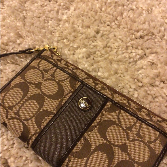 Coach Signature Stripe Zippy Wallet - Picture 1 of 4